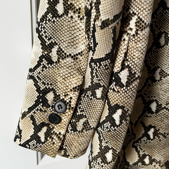ZARA Basic small snakeskin blazer womens beautiful and sharp - Picture 7 of 11
